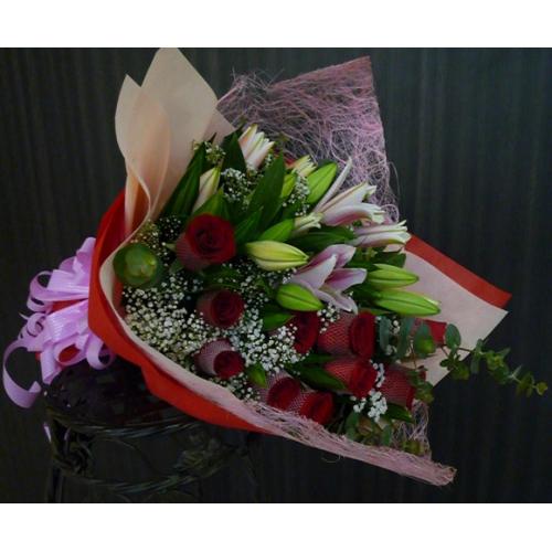 奥斯汀国际送花玫瑰百合马来西亚订花吉隆坡送花玫瑰