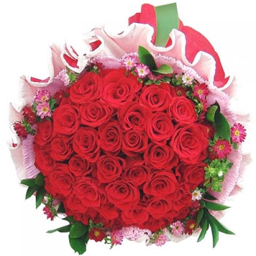 奥斯汀国际鲜花速递33枝红玫瑰花束首尔送...
