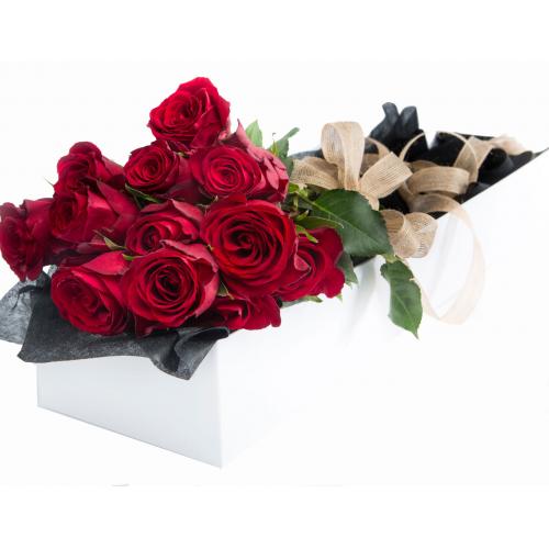 奥斯汀国际鲜花12玫瑰礼盒澳洲新西兰花店...