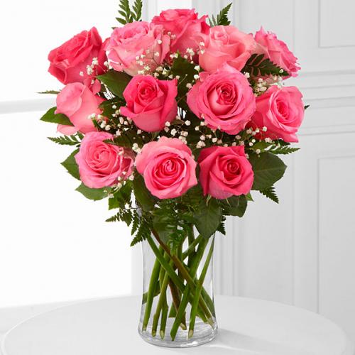 奥斯汀国际送花12枝玫瑰瓶花美国鲜花速递丹佛送花纽约华盛顿福尔斯彻奇订花旧金山鲜花店