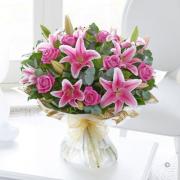 奥斯汀国际鲜花速递英国送花伦敦订花6枝玫瑰4枝百合英国送花利兹诺丁汉国际送花