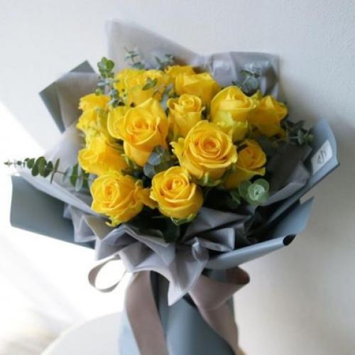 奥斯汀国际鲜花速递15枝黄玫瑰花束泰国送...