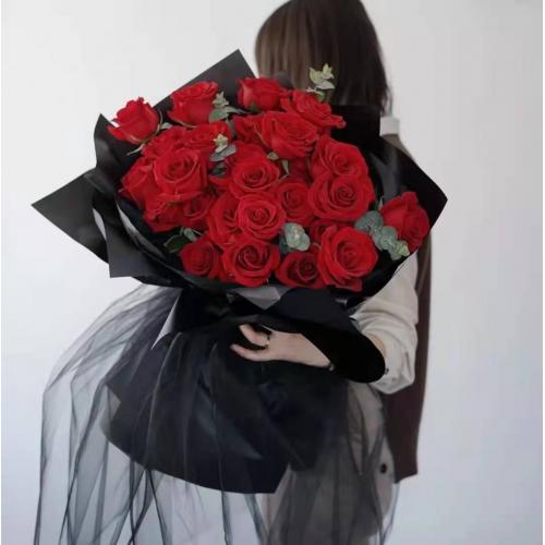 奥斯汀国际鲜花速递33枝红玫瑰花束法国送...